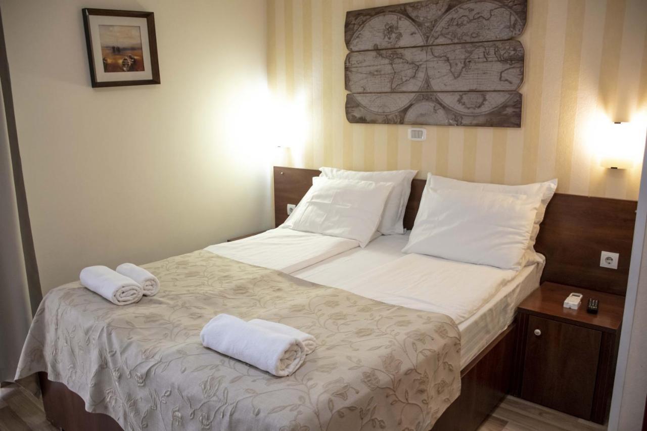 Mali Hotel Porat บุดวา ภายนอก รูปภาพ